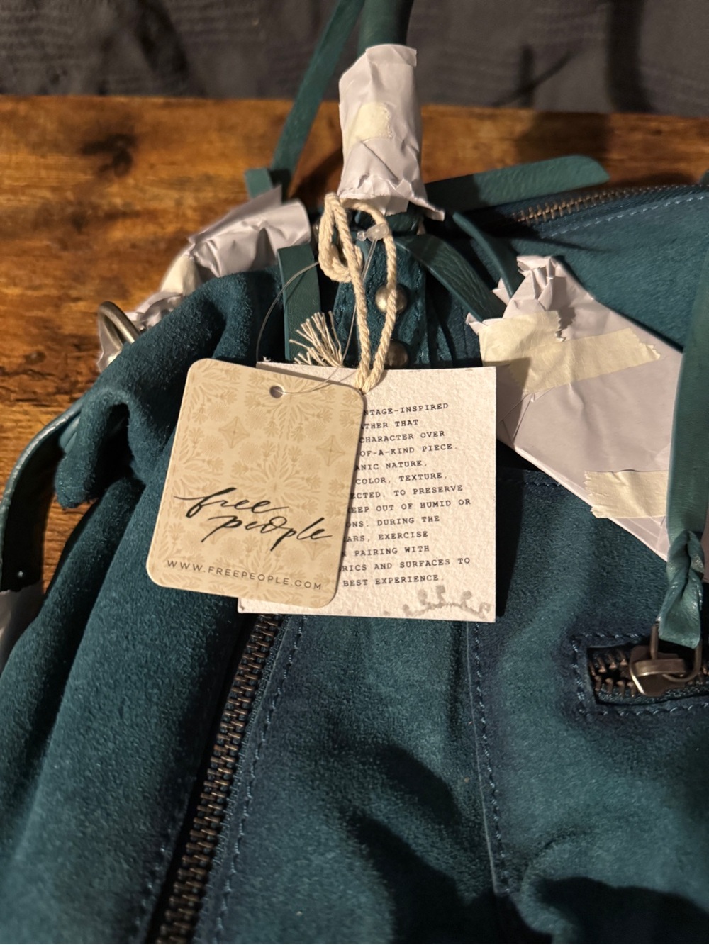 We the people Emerson tote mini Suede in Forest Green - Picture 5 of 10